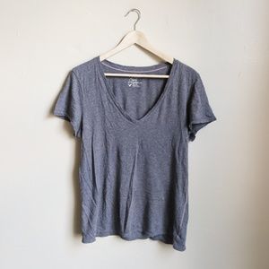 American Eagle VNeck